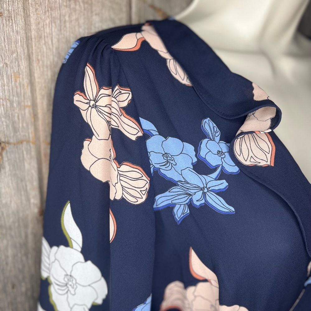 ASTR the Label Navy, Light Blue and Pink Floral Ruffle Wrap Long Sleeve small - Picture 4 of 14